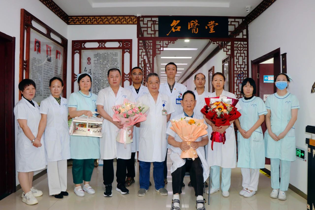 太原市迎泽区中医医院开展医师节慰问活动